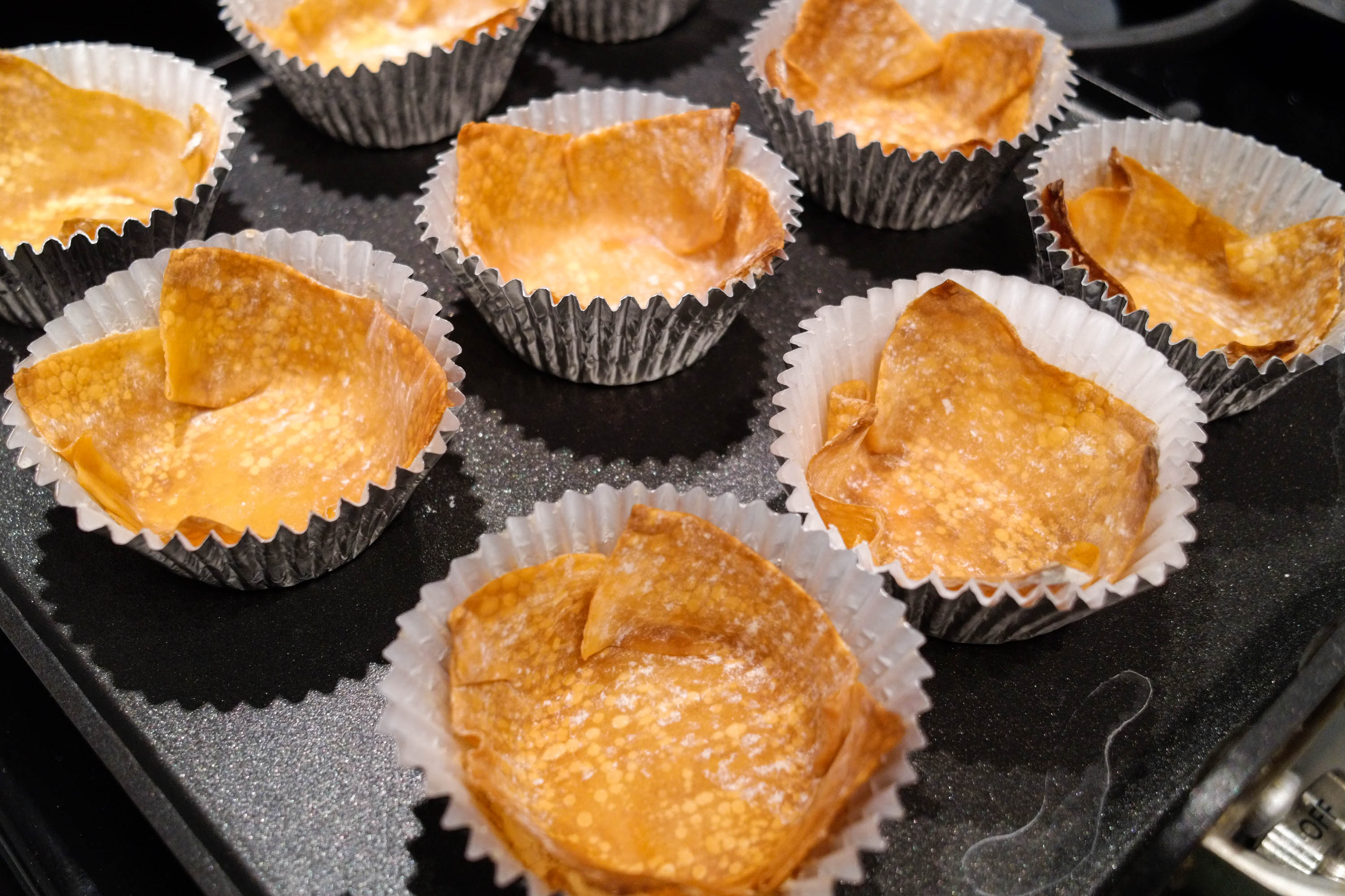 Wonton cups baked